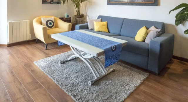 Superb Apartment With Balcony Near la Defense