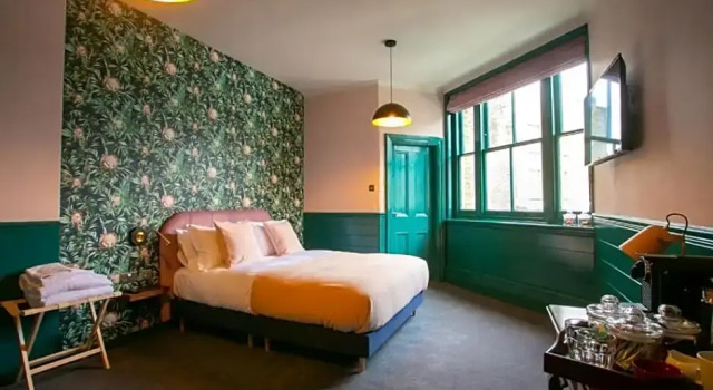 The Ship Rooms