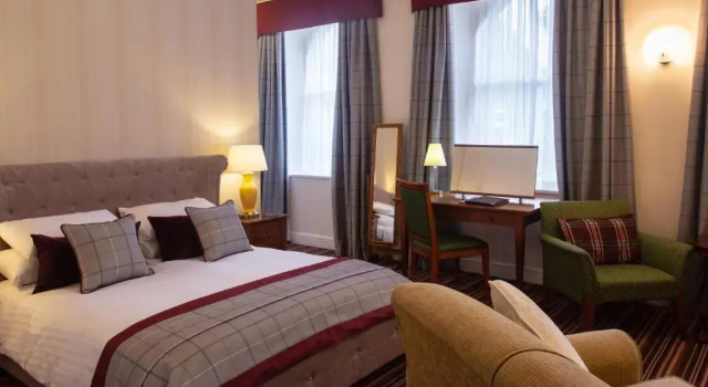 Люкс с красивым видом из окна Eskdale Hotel
