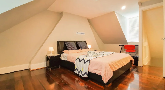 Номер Comfort 82 Kent St