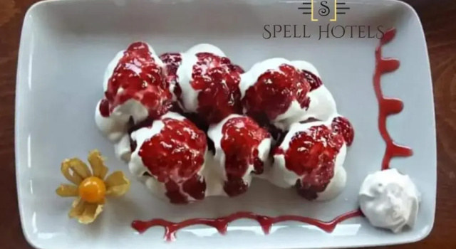 Spell Hotels, Rezerwuj Hotel Arefu 