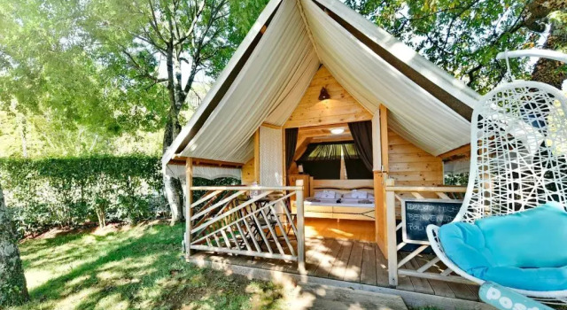 Тент Polidor Camping Resort