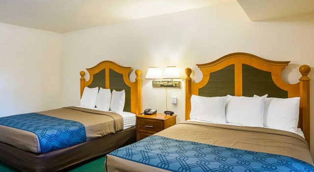 Standard- firedobbelt værelse Econo Lodge Waupaca