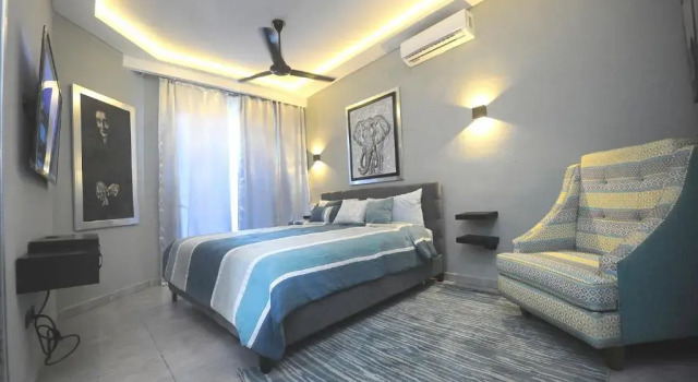 Полулюкс Instyle Residences at Rizz Suites