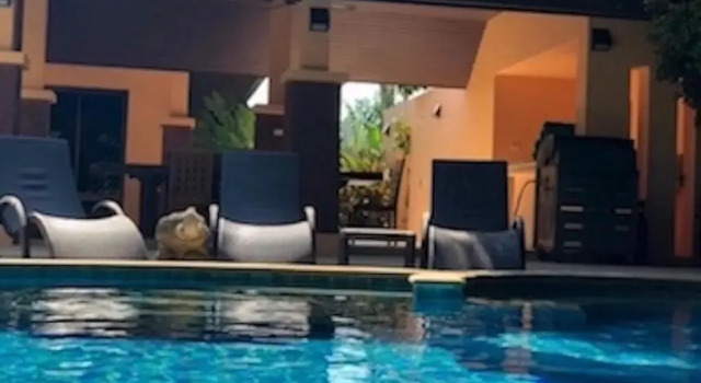 Вилла с 4 комнатами Baan Zoe Villa