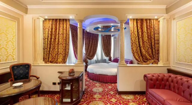 Люкс Dream Hotel