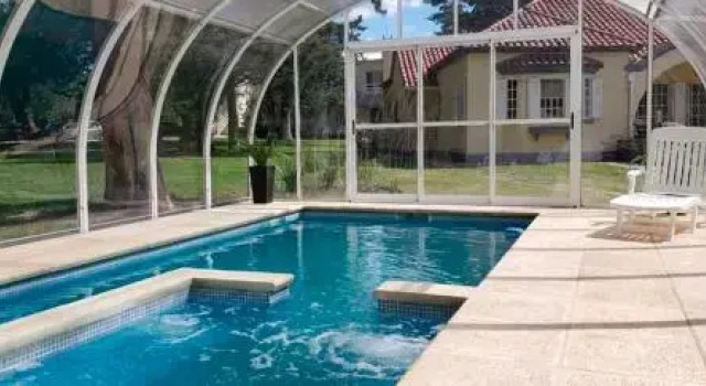Apart Hotel Naga Huel, Rezerwuj Apartamentowiec hotelowy Hotele w Buenos Aires z basenem, Basen