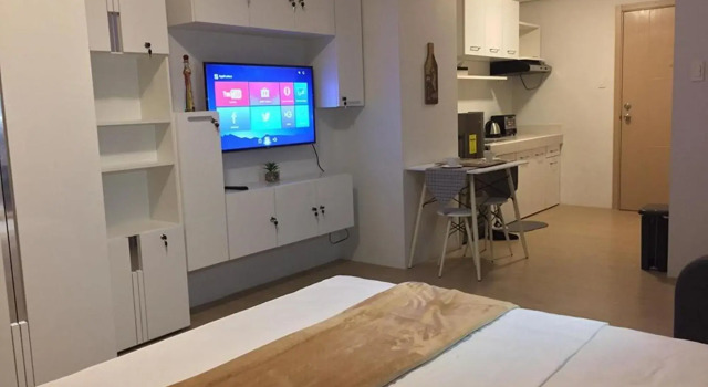 M Place at Abs by Noemi, Забронировать Отель Кесон-Сити 