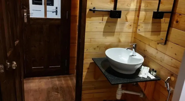 Номер Classic Seclude Eco Cottages