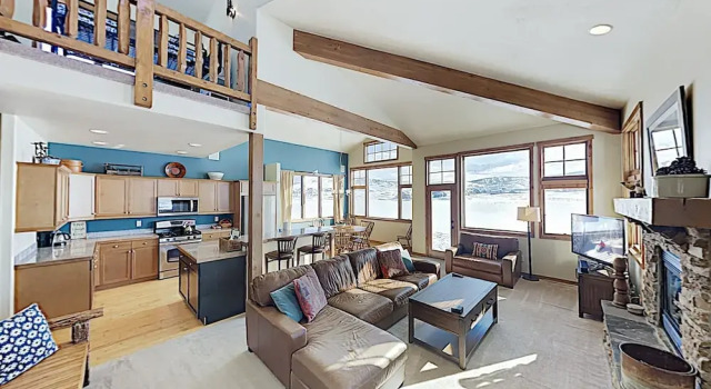 New Listing! Mountain-view Ski & Golf Getaway 3 Bedroom Home, Забронировать Отель Отели Грэнби 3 звезды, рядом с Гольф-клуб Grand Elk, 3*