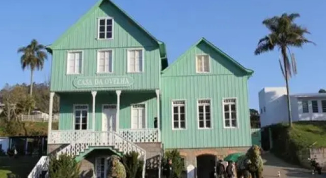 Casa das Palmeiras + Quiosque, Забронировать Апартаменты/квартира Апартаменты Serra Gaucha, Апартаменты/квартира