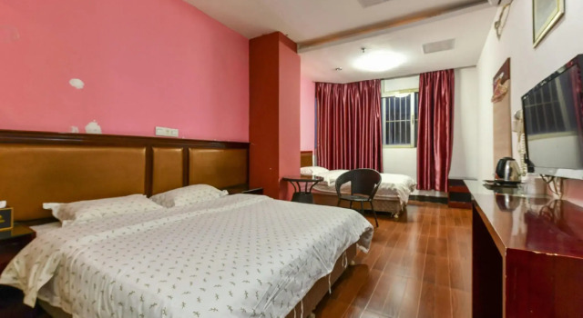 Longxiang Hotel, Book Hotel Hotels in Guangdong with Parking, Parking