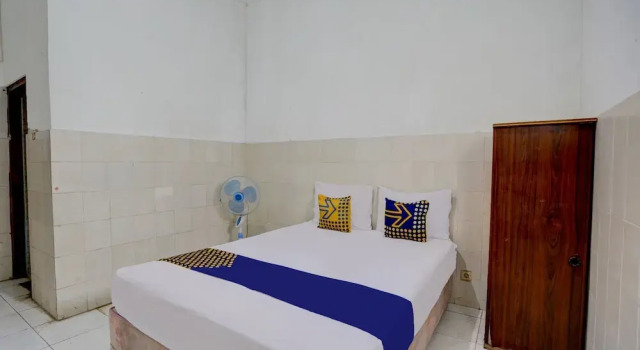 Номер Standard Hotel O Homestay Kedamean