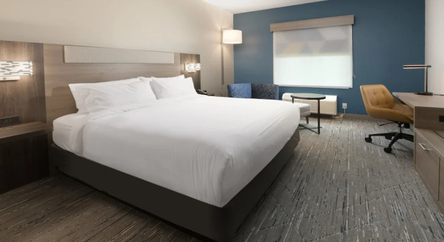 Двухместный люкс Holiday Inn Express & Suites - Williamstown - Glassboro by IHG