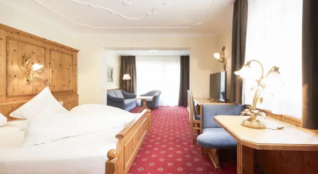 Двухместный номер Deluxe с балконом Hotel Stubaierhof