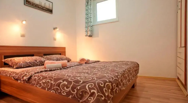 Апартаменты B&T Apartments