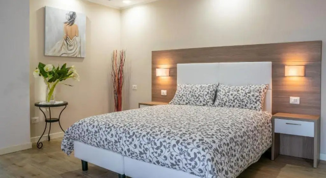 RED ONE, Prenota Hotel Maranello Emilia-Romagna