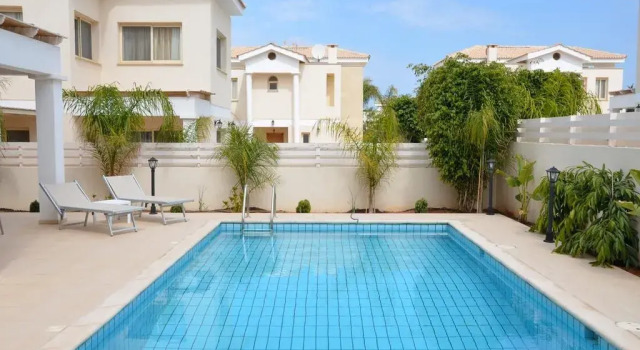 Anthorina Villa 6, Book Villa Hotels in Protaras with Parking, near Neolithic Settlement, Parking