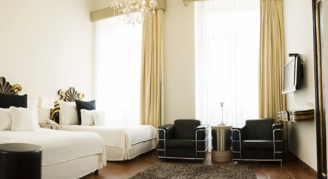 Четырёхместный номер Standard Hotel Herencia By Hosting House