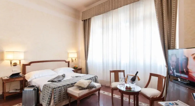 Двухместный с видом на море номер Grand Hotel Royal