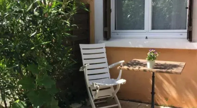 Номер Comfort Hôtel de la Tour