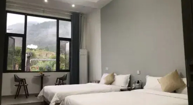 Семейный люкс с видом на внутренний двор Lushan Xihai Qigu Homestay (Lushan Xihai Branch)
