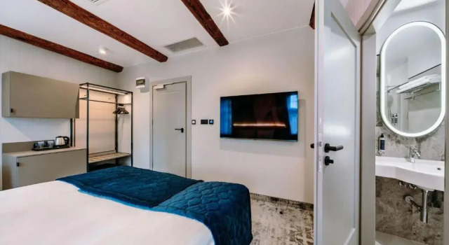 Hotel ETER