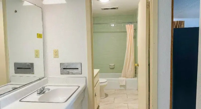 Номер Standard Shamrock Kings Inn By Oyo Marked Tree I-555