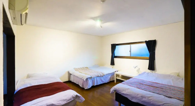 Slow House Kyoto - Hostel, Book Hostel Karahashi-rajōmonchō Kyoto