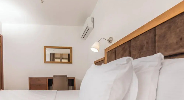 Апартаменты Classic Hotel Plaza Lucice