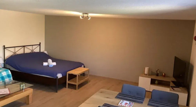 Maison d'hôte Bleu, Buchen Sie Hotel Hotels in Genfer See mit Parkplatz, Parkplätze