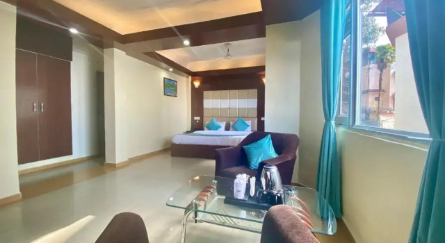 Номер Superior Riversun Hotel Mall Road