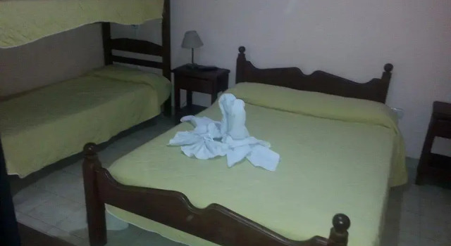 Residencial Castelar, Rezerwuj Hotel Hotele SPA w Merlo, SPA