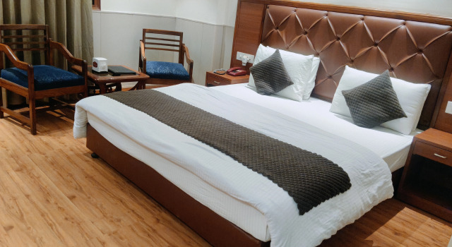 A P Residency, Varaa Hotelli Ambala Haryana
