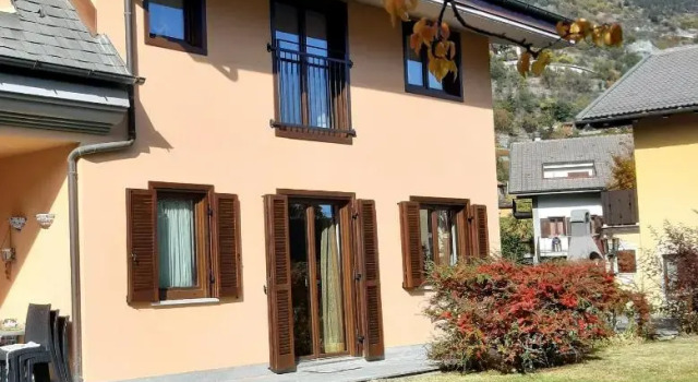 Appartements Le-Z-aravì 1, Забронировать Апартаменты/квартира Аоста Пила