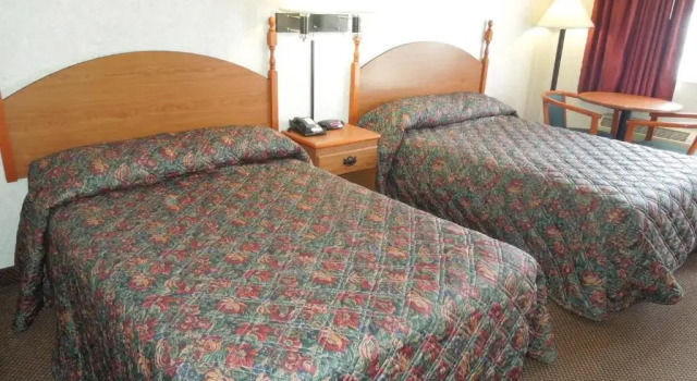 Четырёхместный номер Standard Scottish Inns Ronks
