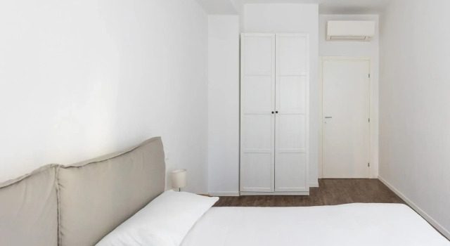 Largo Molina Apartment 1 by Wonderful Italy, Забронировать Апартаменты/квартира Савена 