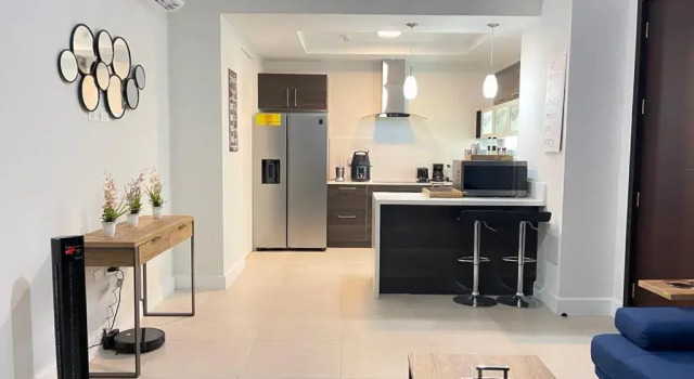 Апартаменты Parkhurst Lux Condo Near Devon House