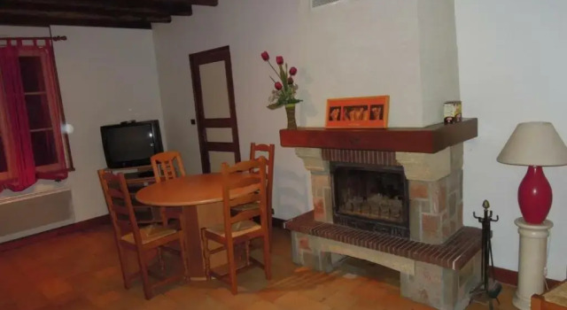 Gîte Danzé, 3 pièces, 4 personnes - FR-1-491-165, Rezerwuj Hotel Saint-Amand-Longpre Centre