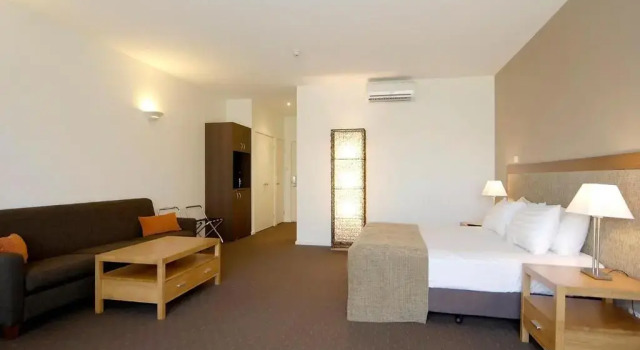 Люкс Mornington Hotel