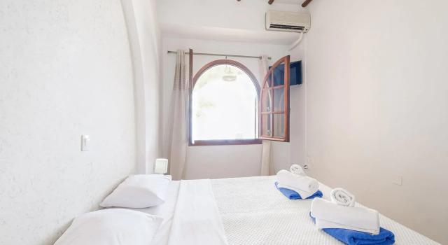 Comfortable Holiday Home With Terrace, Reserva ahora Casa o chalet Charaki Rodas