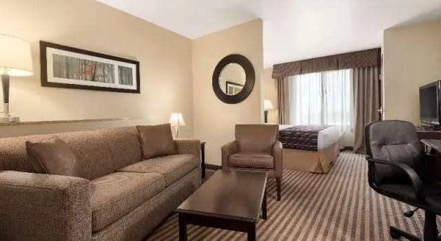 Номер Standard University Hotel Davis Area by IHG