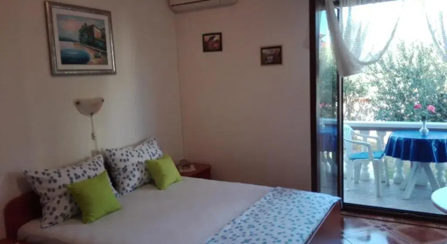 Apartment Mirjana, Забронировать Апартаменты/квартира Бибинье Задарская жупания, рядом с Пляж Бибиньски Мликарич