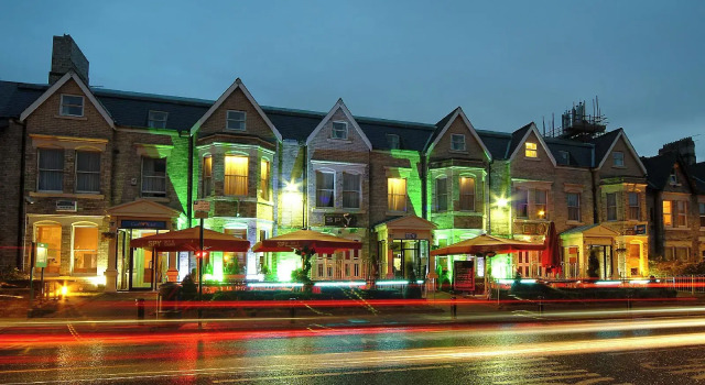 Cairn Hotel, Varaa Hotelli Hotellit Merseyside aamiaisella, Aamiainen