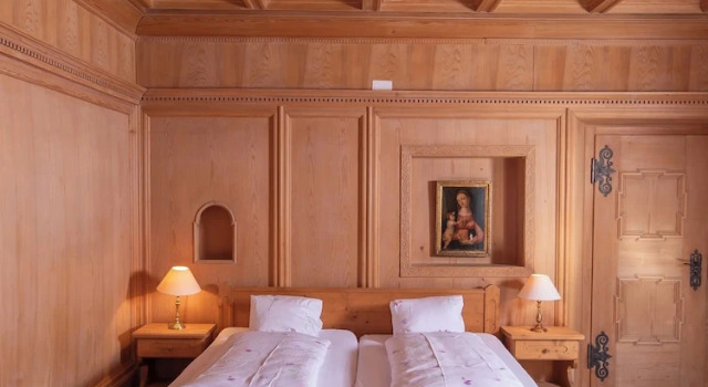Полулюкс Hotel Chesa Spuondas