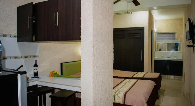 Suites del Sol Hotel & Apartments, Prenota Appartamento Hotel a Yucatán con parcheggio, Parcheggio