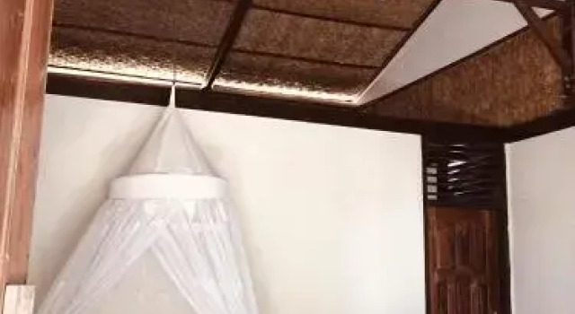 Pantai Paris Homestay, Забронировать Отель СПА-отели провинции Восточной Нуса-Тенгара, SPA-услуги