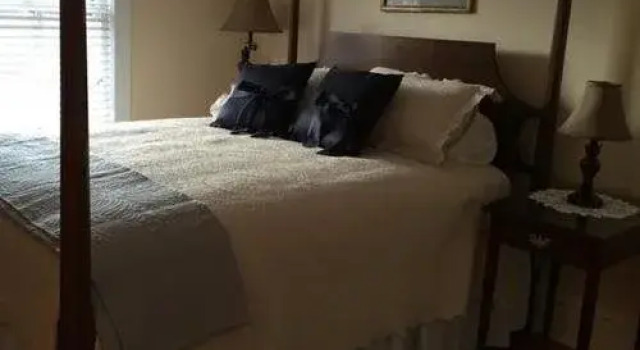 MiddleRidge Bed and Breakfast, Prenota Hotel Hotel a Virginia con parcheggio, Parcheggio