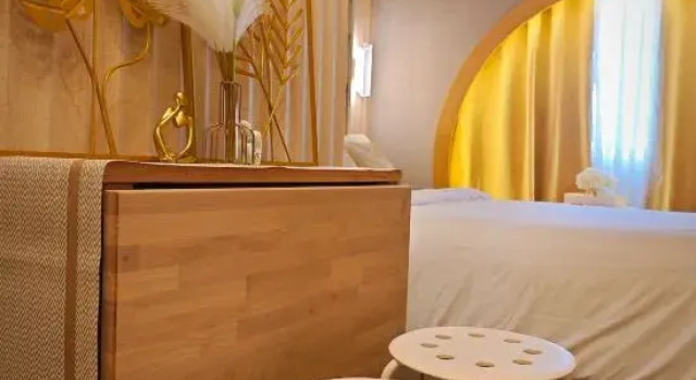 Golden Luxe Condotel, cozy, fast wifi, premium