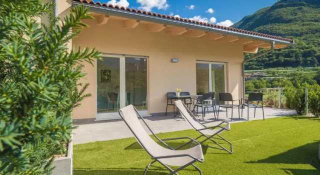 Апартаменты Deluxe La Gazza Ladra Apartments - Garda Chill Out